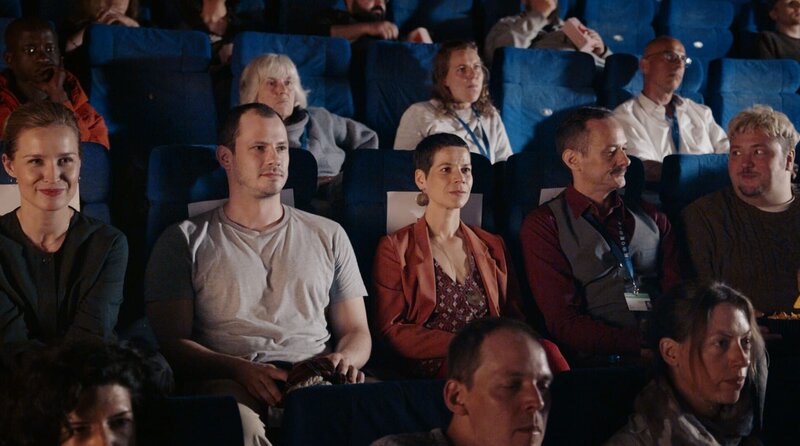 Schlussklappe – Bild: SWR