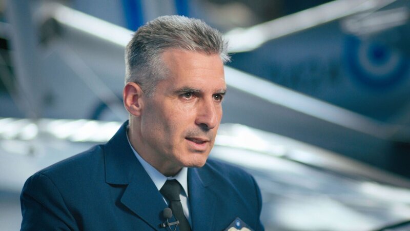 Griechische Militärperson während des Interviews – Bild: THE HISTORY CHANNEL /​ tvf