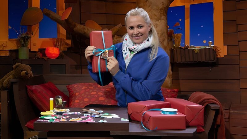 MACH MiT! Bastelbogen für den Advent – Weihnachtliche Geschenkanhänger 1 – Bild: KiKA