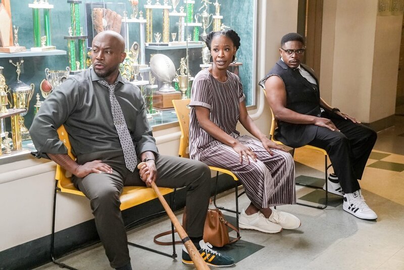 (v.li.): Taye Diggs (Billy Baker), Karimah Westbrook (Grace James), Kareem Grimes (Preach). – Bild: ORF/​PRO7/​Warner/​The CW