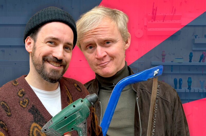 Weiter geht’s mit dem schönsten TV-Duo seit Marianne und Michael. Moderator Jan Köppen und Host Pierre M. Krause suchen im Baumarkt einen Rahmen für die Sendung. Nebenbei offenbart sich Jan vor Pierre als Herr der Elemente. Wasser wohl dazu sagt? Nebenbei berichtet er noch von seiner schlimmsten Fernseherfahrung (nein, nicht die Kurzstrecke). – Bild: SWR