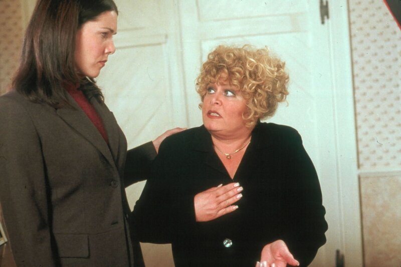 Gypsy (Rose Abdoo, l.), Babette Dell (Sally Struthers, r.) – Bild: sixx