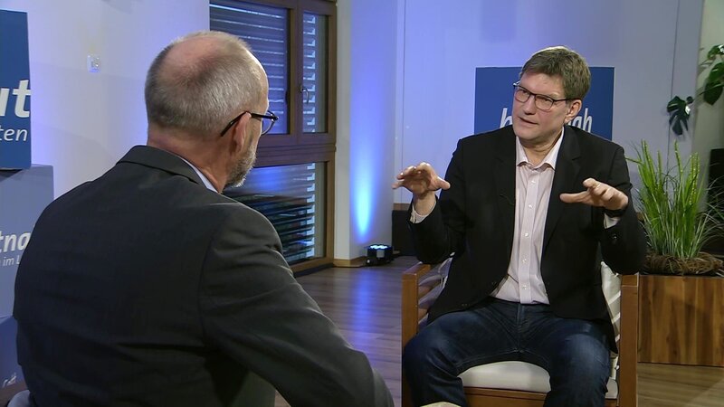 Detlef Eigenbrodt und Uwe Heimowski (v.l.) – Bild: Bibel TV