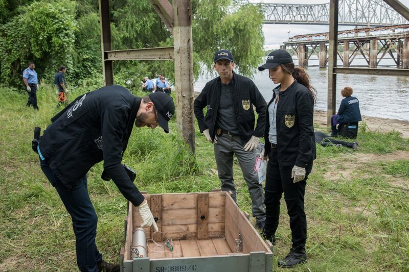 (v.l.n.r.) Sebastian Lund (Rob Kerkovich); Christopher LaSalle (Lucas Black); Tammy Gregorio (Vanessa Ferlito) – Bild: CBS Broadcasting, Inc. /​ Sam Lothridge