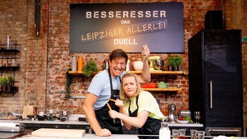 Jörg Färber und Zora Klipp kämpfen mit allen Mitteln um den Sieg. – Bild: ZDF und Claudia Timmann