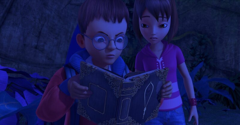John und Wendy sind von der Monstertür verschlungen worden und nun in der Nachtwelt gefangen. Im Großen Buch hofft John, einen Hinweis zu finden, der ihnen wieder hinaus hilft. – Bild: ZDF/​DQ Entertainment