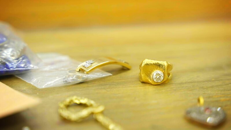 Gold. – Bild: Warner Bros. Discovery