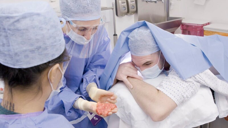 Scott’s removed lipoma. – Bild: Discovery Communications LLC.