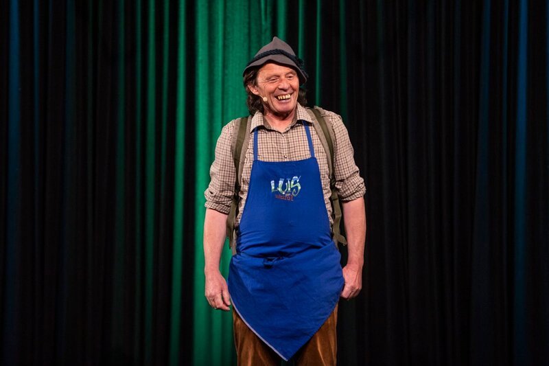 Luis aus Südtirol während der ServusTV Aufzeichnung seines Programmes „unterwegs … seit über 20 Jahren“ im Wirtshaus im Schlachthof in München, Deutschland. – Bild: ServusTV /​ Neumayr /​ Christian Leopold /​ www.neumayr.cc