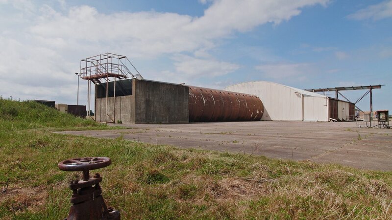 Eine Lärmschutzhalle war unverzichtbar für die Geheimmissionen auf dem Luftwaffenstützpunkt Bentwaters. – Bild: N24 Doku