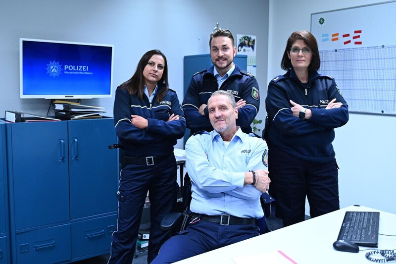 (v.l.n.r.) Clara Ortega; Martin Fuchs; Jonas Schmidt; Ilka Fischer – Bild: Julia Feldhagen