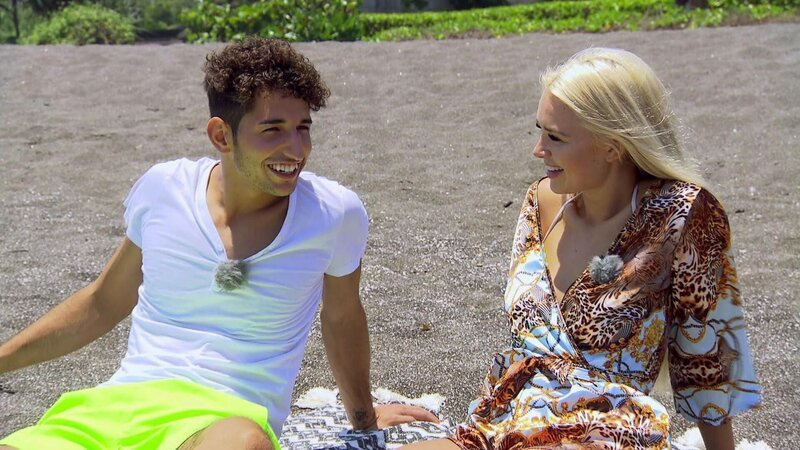 Mateo genießt sein Date mit Sarah. – Bild: RTL