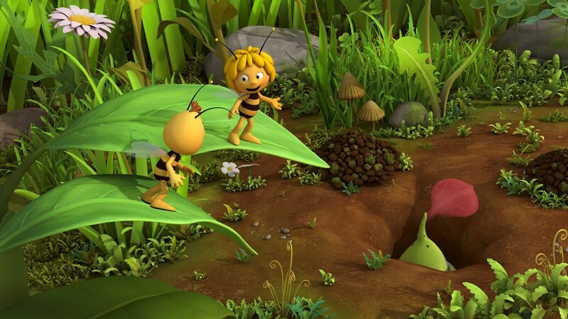 Maja wundert sich warum Momo sich verkriecht. – Bild: ZDF/​Studio100 Animation