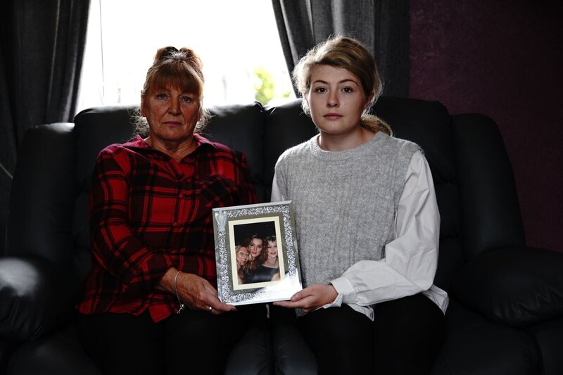 L – R: Ginny Walker, Keira-Lee Guest – Bild: abacus /​ Crime + Investigation