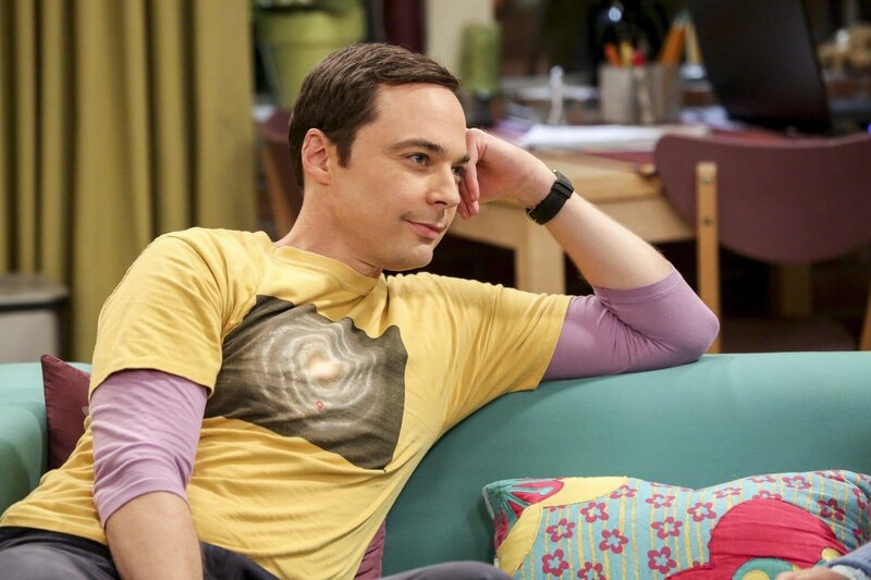 Lässt sich mehr als einmal von seinen Freunden beeinflussen: Sheldon (Jim Parsons) … – Bild: Warner Bros. Television