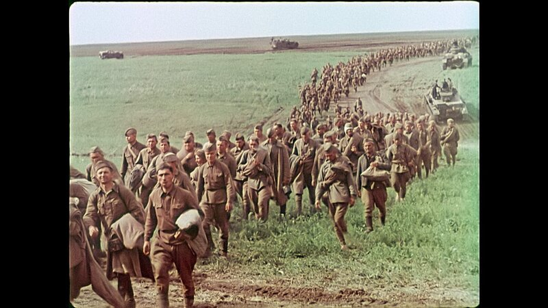 Es ist der 22. Juni 1941 um 3 Uhr morgens. Im Rahmen einer lang geplanten Geheimaktion überfällt Nazi-Deutschland die Sowjetunion und bricht damit den drei Jahre zuvor unterzeichneten deutsch-sowjetischen Nichtangriffspakt. – Bild: ORF/​ZED