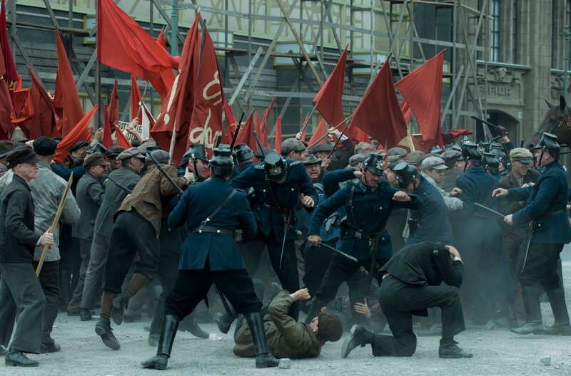 1. Mai Unruhen – Bild: ARD Degeto/​X-Filme/​Beta Film/​Sky Deutschland/​Frédéric Batier