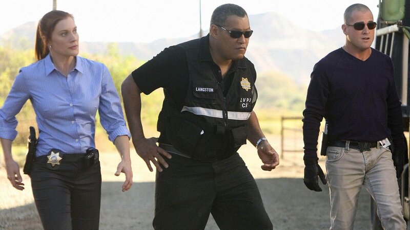 Ray Langston (Laurence Fishburne, Mi.) und Nick Stokes (George Eads), die bei einem besonders schweren Fall von Umweltkriminalität von Detective Frankie Reed (Katee Sackhoff) unterstützt werden, geraten in eine brenzlige Situation … – Bild: MG RTL D /​ CBS