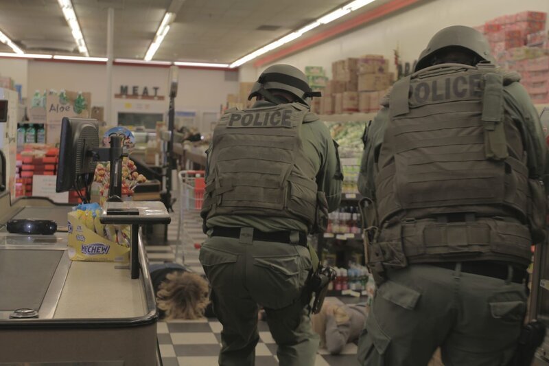 Als eine Flut von gewalttätigen Raubüberfällen die Stadt Colorado Springs heimsucht, werden Lt. Joe Kenda und die Kollegen der „Major Crimes Unit“ gerufen, um den Täter zu fassen. Haben sie Erfolg und können weitere Überfälle und Tote verhindern? – Bild: Jupiter Entertainment