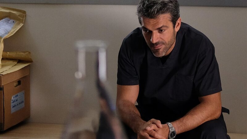Andrea Fanti (Luca Argentero) – Bild: AXN White