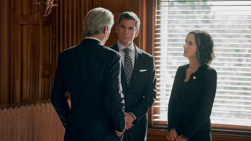 Jamie Dutton (Wes Bentley, m.) und Lynelle Perry (Wendy Moniz, r.) – Bild: AXN Black