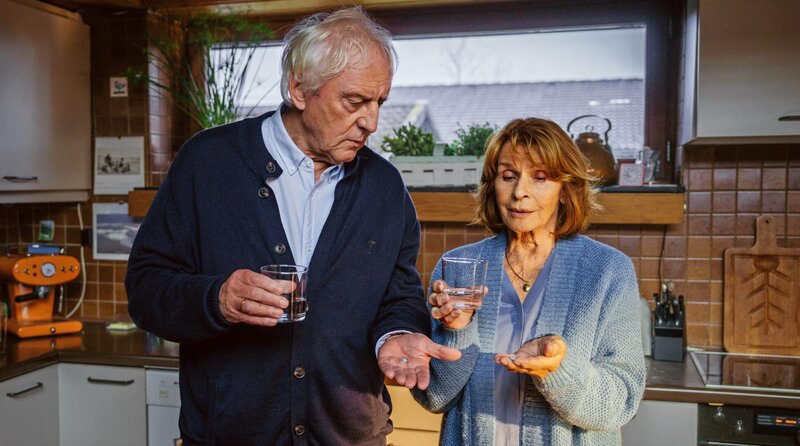 Weißt du noch – Bild: ARD Degeto Film/​Relevant Filmproduktion/​Jürgen Olczyk