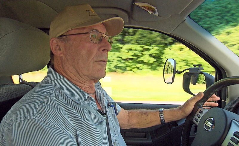 Reiseleiter Siggi Wagner hat vor Jahrzehnten die „geführte Wohnmobiltour“ erfunden. – Bild: phoenix/​SWR