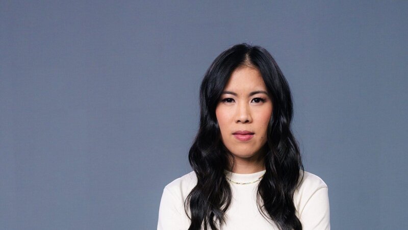 Anhand verschiedener Beispiele aus Politik und Gesellschaft präsentiert „MAITHINK X“ die wissenschaftliche Perspektive auf Fehler und macht Mut zum Scheitern. – Bild: ZDF und ben knabe./​ben knabe