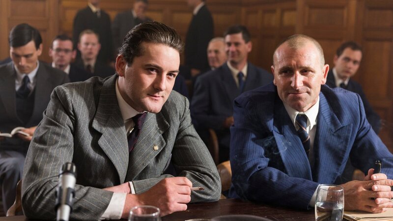 Die Verbindung zwischen Jimmy Hoffa (l.) und der Organisierten Kriminalität fliegt auf. – Bild: ZDF und AMC Film Holdings LLC