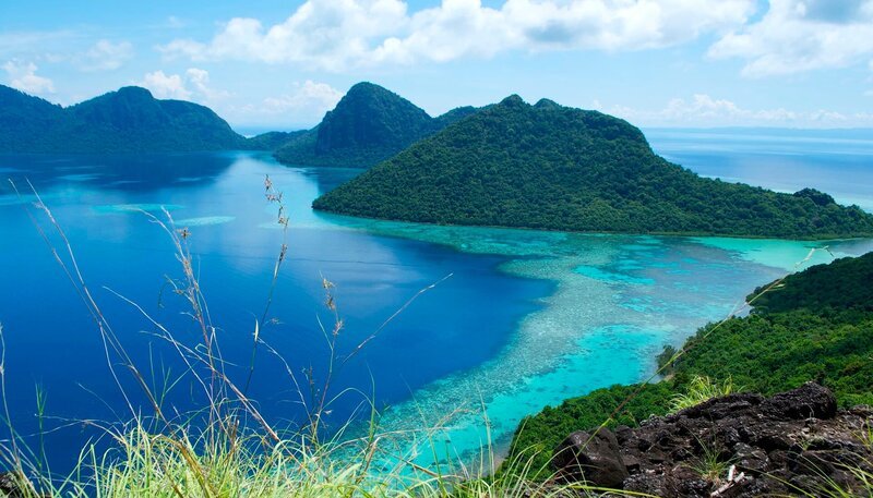 Blick über den Tun Sakaran Meerespark – Sabah, Malaysia – Bild: NDR/​Eikon Media/​Ruth Berry