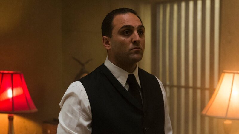 Ende der 20er-Jahre: Al Capone – König der Chicagoer Unterwelt. Ein Mann, der scheinbar alles unter Kontrolle hat. – Bild: ZDF und AMC Film Holdings LLC