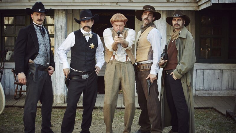 Von links: Holger Stockhaus, Matthias Matschke, Max Giermann, Alexander Schubert, Carsten Strauch. – Bild: ZDF und Kristof Galgoczi Nemeth