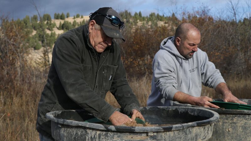 L-R: Rob Towner und Dave Turin suchen nach Gold. – Bild: Discovery Communications LLC