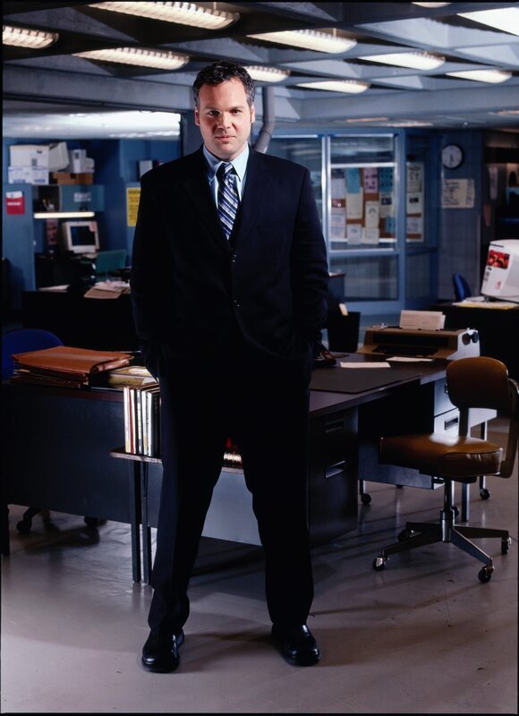 Capt. James Deakins (Jamey Sheridan) – Bild: UNIVERSAL CHANNEL
