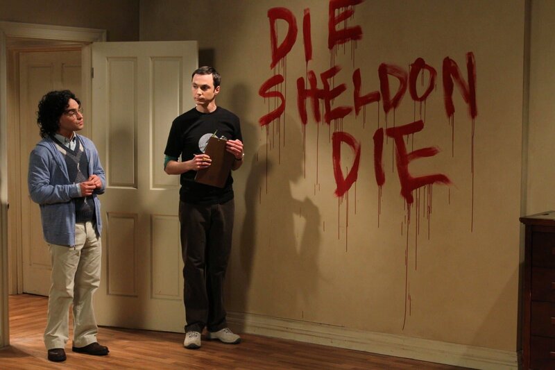 Sheldon (Jim Parsons, r.) und Leonard (Johnny Galecki, l.) – Bild: Turner /​ WARNER BROS. TELEVISION