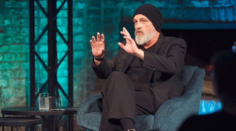 Gastgeber: Torsten Sträter. – Bild: WDR/​Ben Knabe
