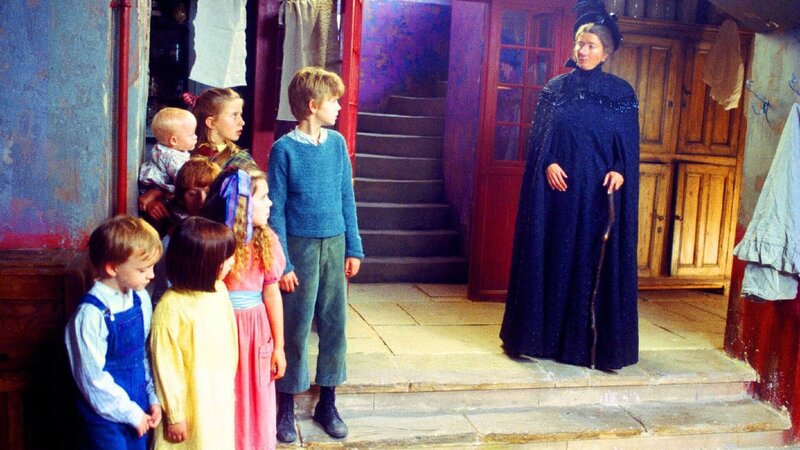 Eine zauberhafte Nanny – Bild: MG RTL D /​ Universal Pictures