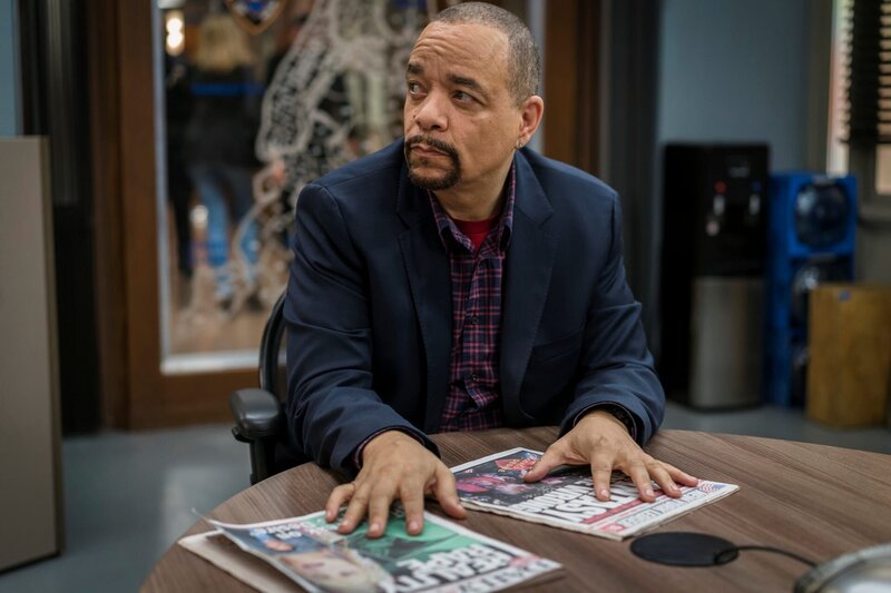 Detective Odafin „Fin“ Tutuola (Ice-T) – Bild: NBC /​ Universal /​ Die Verwendung ist nur bei redaktioneller Berichterstattung im Rahmen einer Programmankündigung ab 2 Monate vor der ersten Auss /​ © 2015 Universal Network Television LLC. All Rights Reserved.