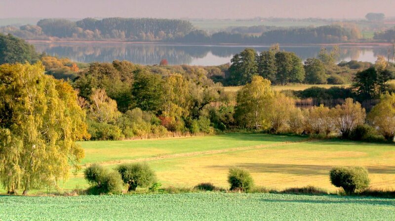 Eine Reise in die schönsten Regionen Deutschlands: von der Mecklenburgischen Seenplatte bis ins Allgäu, vom Spreewald an die Mosel. Doch welche Region ist die Schönste? – Uckermark. © rbb, honorarfrei – Verwendung gemäß der AGB im engen inhaltlichen, redaktionellen Zusammenhang mit genannter rbb-Sendung bei Nennung „Bild: rbb“ (S2+). rbb Presse & Information, Masurenallee 8–14, 14057 Berlin, Tel: 030/​97 99 3–12118, pressefoto@rbb-online.de – Bild: rbb /​ rbb Presse & Information