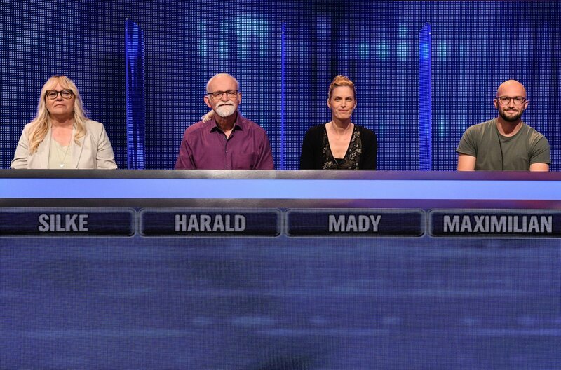 Die Kandidat:innen (v.l.n.r.): Silke Walters, Harald Schuchardt, Mady Wilhelm und Maximilian Klose. – Bild: ARD/​Uwe Ernst