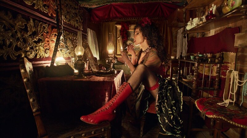 Die kleine Lady – Bild: ORF/​Lotus Film/​Yellow Bird Pictures/​Gernot Roll