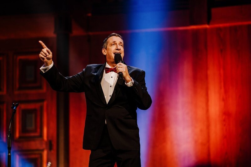Viktor Gernot. – Bild: Hoanzl / ORF / Nadine Studeny Viktor Gernot. – Bild: Hoanzl / ORF / Nadine Studeny