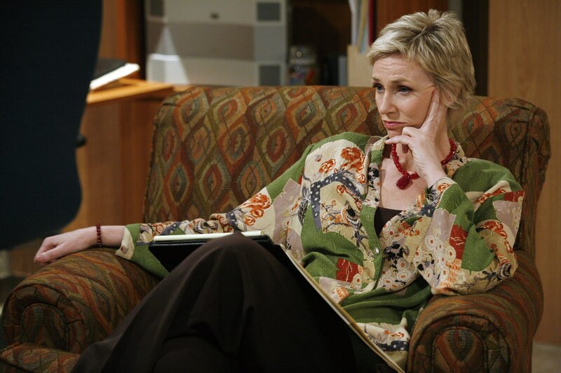 Hört Charlie gespannt zu: Therapeutin Dr. Freeman (Jane Lynch) … – Bild: Warner Brothers Entertainment Inc. Lizenzbild frei