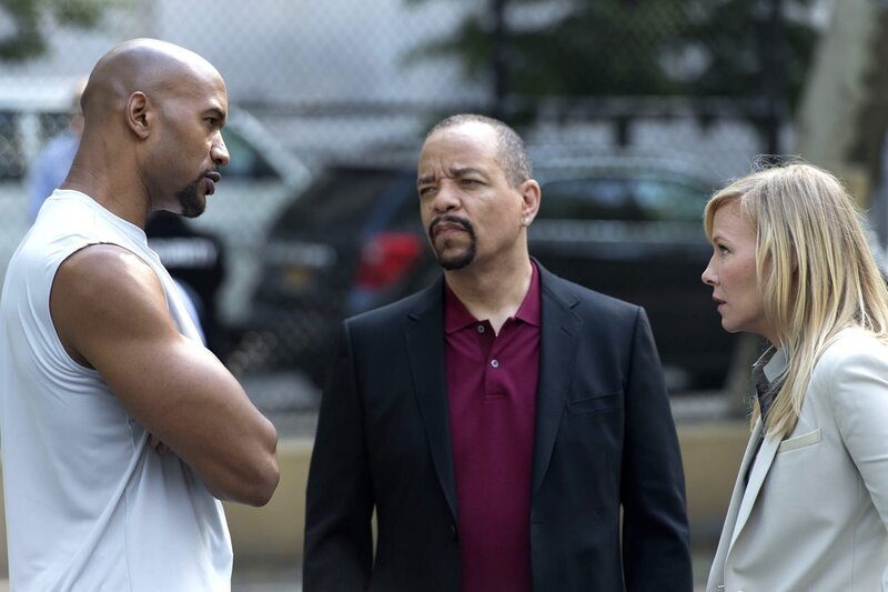 Henry Simmons, Ice-T, Kelli Giddish – Bild: PLURIMEDIA (NBC Universal, Inc.)