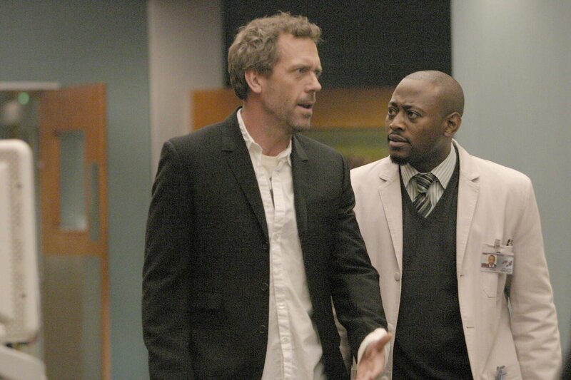 Dr. Eric Foreman (Omar Epps, r.) und Dr. Gregory House (Hugh Laurie, l.) sin dim aktuellen Fall mal wieder nicht einer Meinung … – Bild: Universal TV