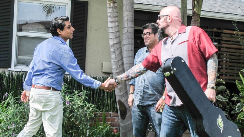 Jackson Galaxy, Rick and Hector. – Bild: Discovery Communications/​Kerri Kushlan