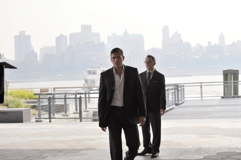 Reese (Jim Caviezel) und Finch (Michael Emerson) – Bild: CBS