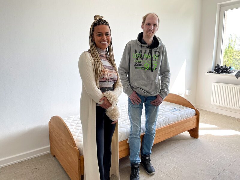 Tobias lebte über zehn Jahre auf der Straße. In dieser Zeit konsumierte er täglich Suchtmittel und beging Diebstähle, um den Stoff zu finanzieren. – Bild: ZDF und Farah M’haimdat./​Farah M’haimdat