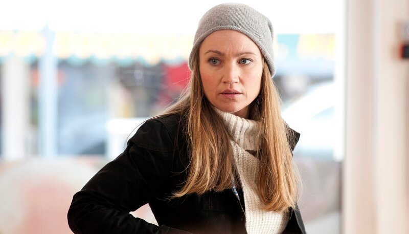 Julia Thiel (Lisa Maria Potthoff) bleibt kühl ihrer Mutter gegenüber. – Bild: NDR/​Oliver Feist