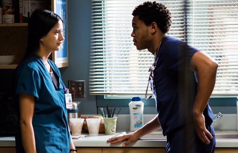 Dr. Shannon Rivera (Tanaya Beatty), Dr. Paul Cummings (Robert Bailey Jr.) +++ – Bild: RTL /​ © NBC Universal Media